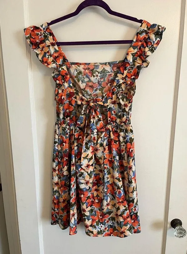 SheIn Floral sun dress - Image 3