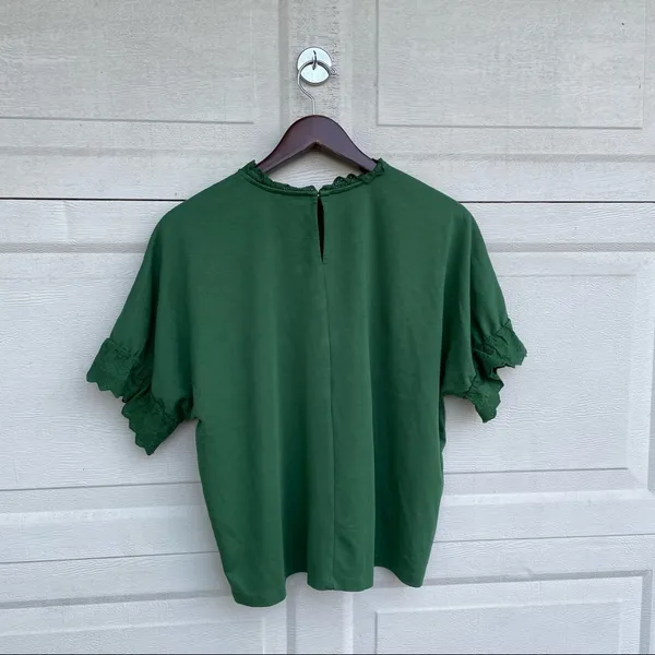 Ann Taylor Womens Shirt Green Knit Blouse Eyelet Lace Trim Short Sleeve Large - Image 3