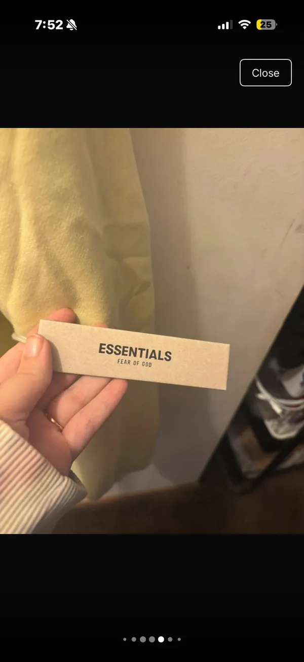 Essential fear of God crewneck size XL - Image 6