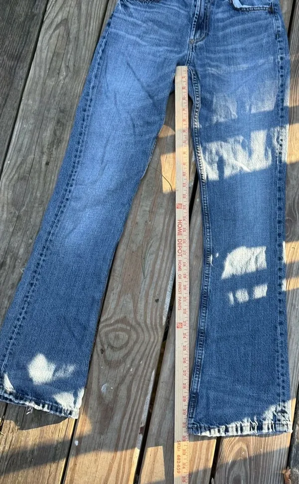 ZARA Distressed Denim Jeans Size 32 - Image 6