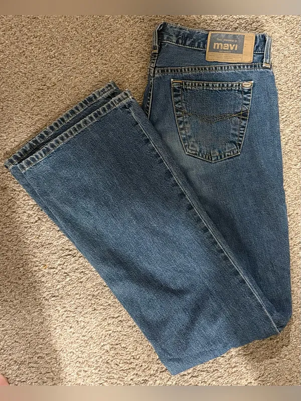 Mavi 1036 Molly Jeans Women’s 29/30 Medium Wash Straight Leg Button Fly Denim - Image 5