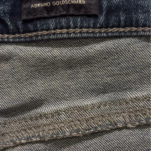 AG ADRIANO GOLDSCHMIED jeans.  Size 28R.‎ - Image 5