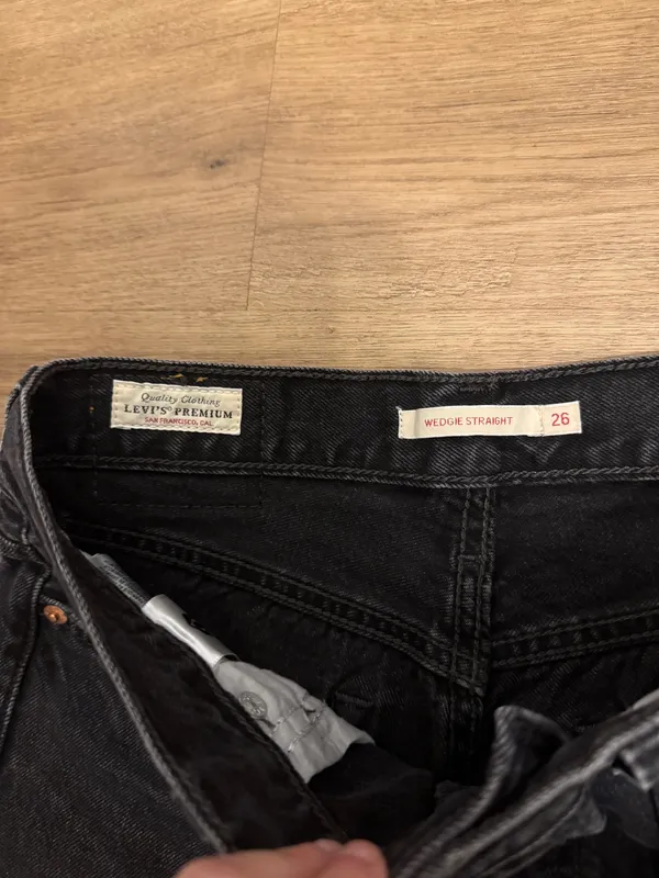 Levi’s Wedgie Jeans - Image 2