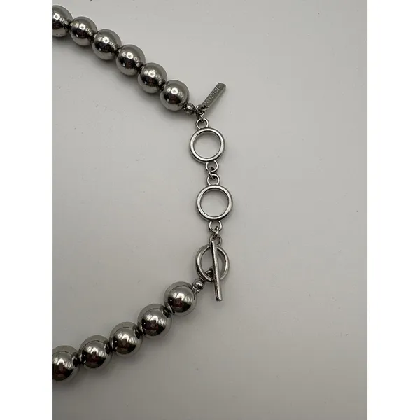 Nine West Graduated‎ Bead Necklace Womens OS Silver Tone Chunky Toggle Statement - Image 5