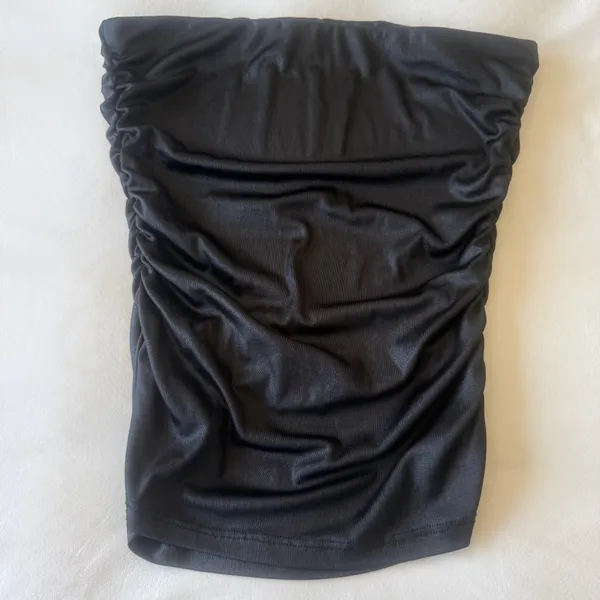 ✨ Midnight Muse Ruched Strapless Tube Top Small ✨ Black - Image 3