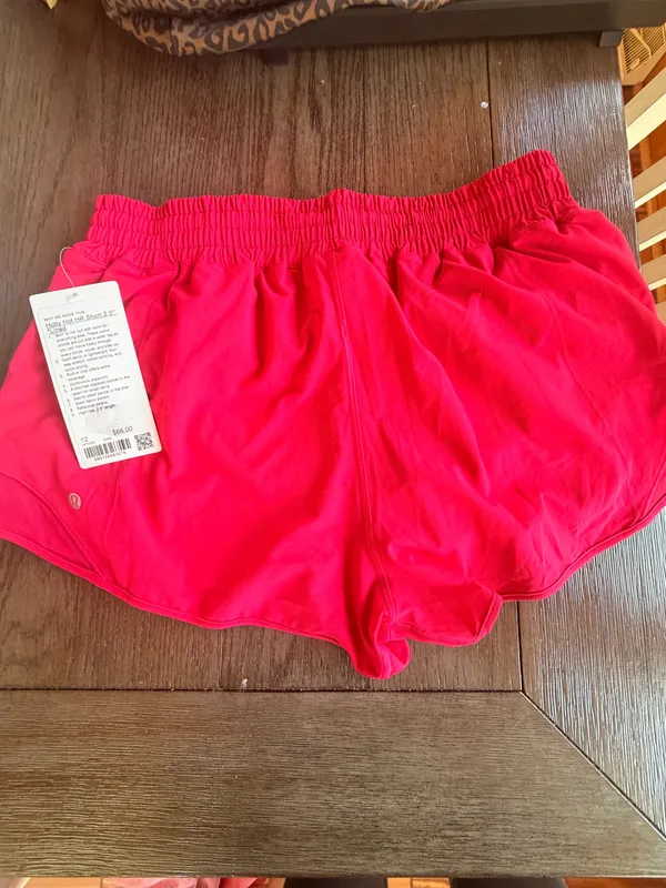 Lululemon Hotty Hot Shorts 2.5" - Image 4