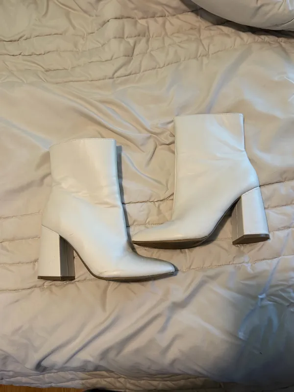 White Boots The Limited 8 - Image 2