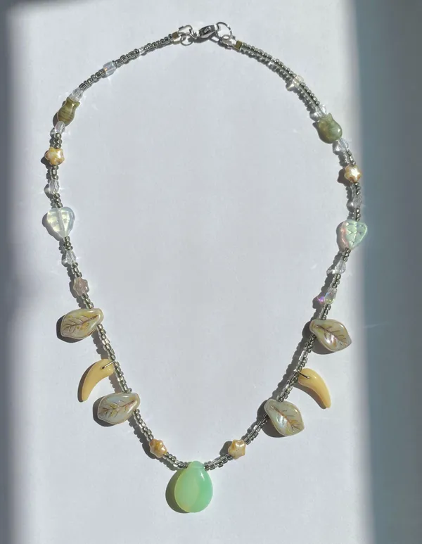 Handmade unique fairy nature boho vintage cottage style quality Czech glass beads necklace💚🍃💐 - Image 6
