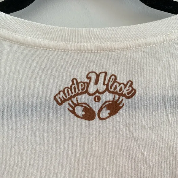 MadeULook Cream Angel Wing Rainbow Sunrise Graphic Tee Size L (FLAW) - Image 5