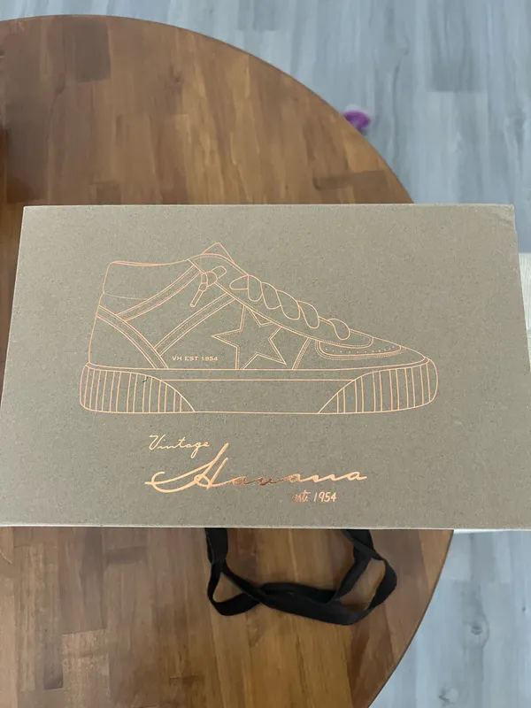 Vintage Havana Sneakers - Image 7