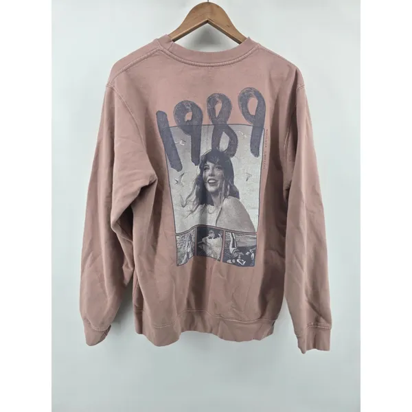 Taylor‎ Swift Sweatshirt Women XL Pink 1989 Taylor's Version Graphic Pullover - Image 3