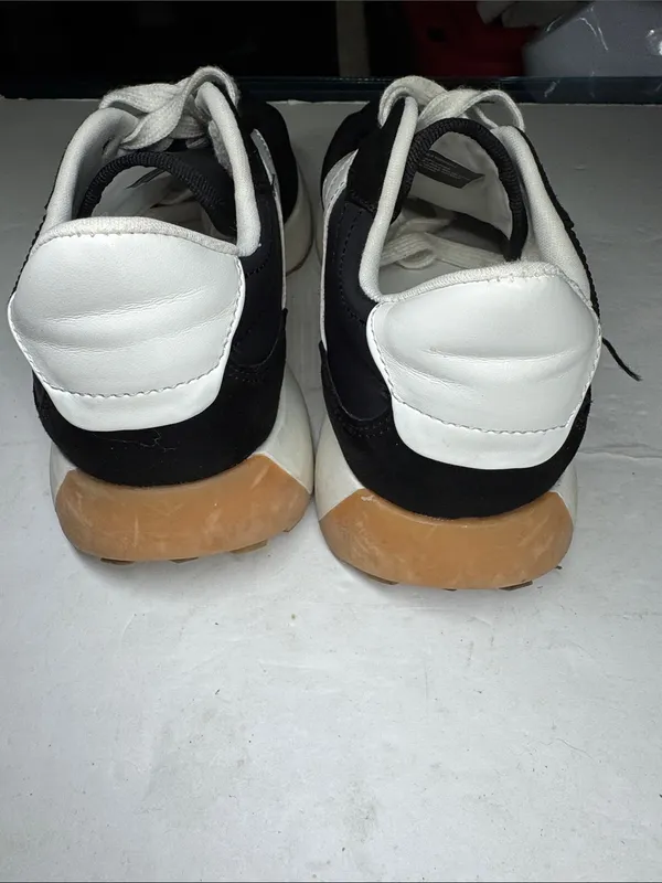 Steve Madden Womens 7 Kendrix Athletic Jogger Casual Sneakers Shoes black white - Image 7