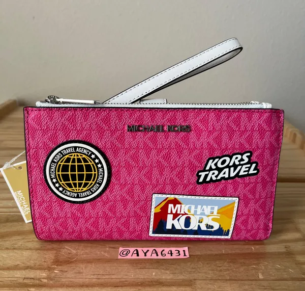 Michael Kors Wallet - Image 2