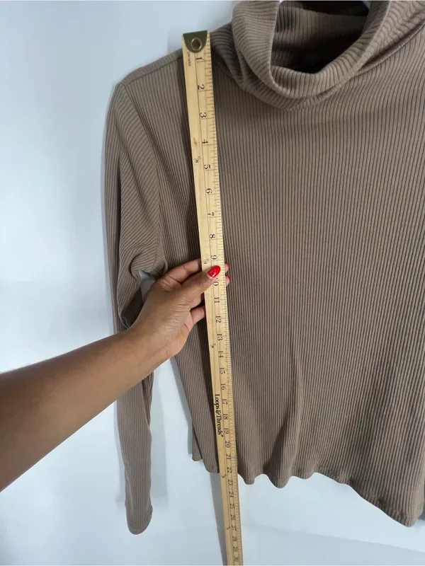 Old‎ Navy Ribbed Turtleneck Top Size M NWT Brown - Image 9