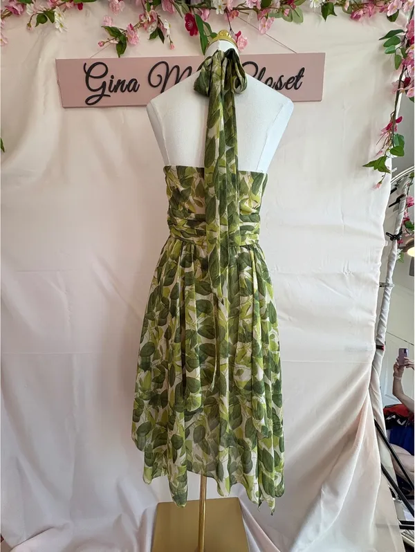Vince Camuto Women's Green Leaf Print Halter Dress Size 6 - Image 5