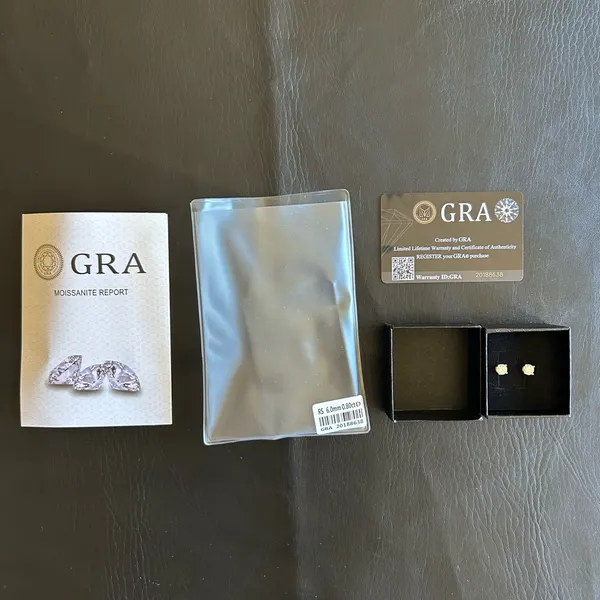 Moissanite Earrings VVS1 GRA Certified Stud Earrings Passes Tester 14k Gold Real - Image 2