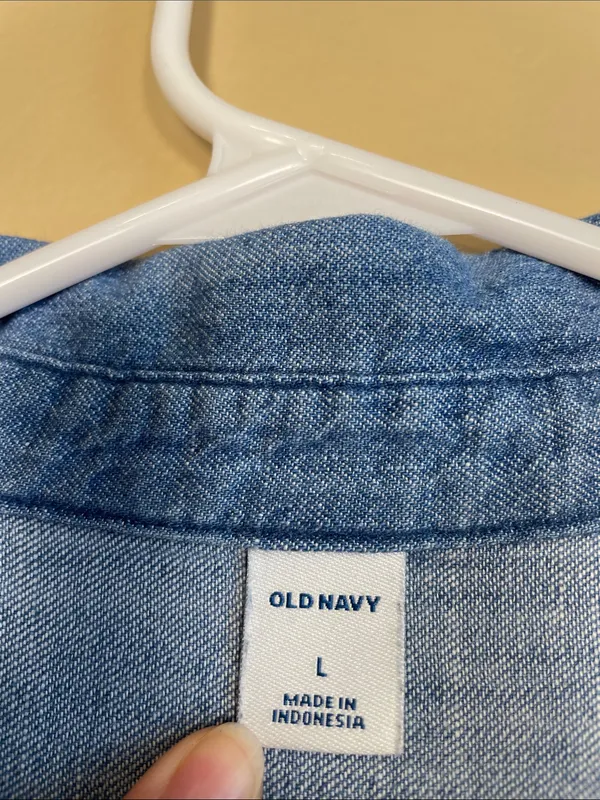 Old Navy Women’s Denim Medium Wash Blue Casual Preppy Button-Up Shirt Dress - Image 5