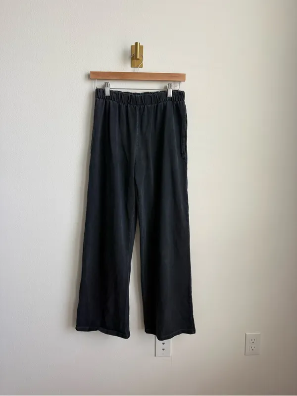 Brandy Melville John Galt Navy Wide Leg Sweatpants One Size - Image 2
