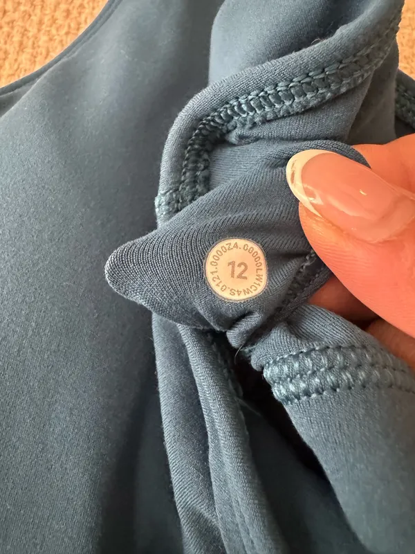 Lululemon Tank Align - Image 3
