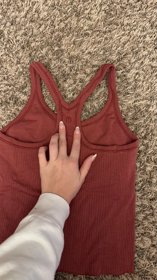 Lululemon Tank top  - Image 7