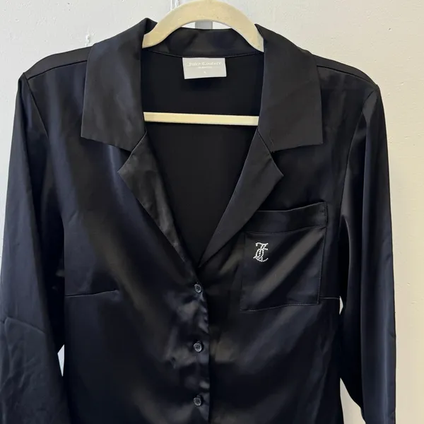 Juicy Couture Black Satin Feather Trim Pajama Top Rhinestone JC‎ Logo Mens Small - Image 3