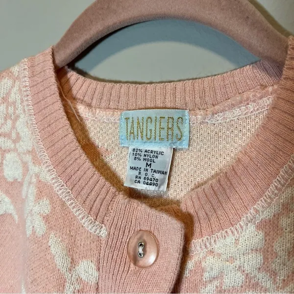 Tangiers Women’s Pink White Floral‎ Vintage Cardigan Medium - Image 3