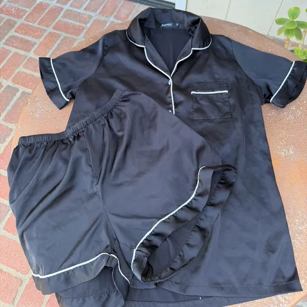 NWOT Matching Black silk ruffle pajama set sz s #loungewear #sleepwear - Image 2