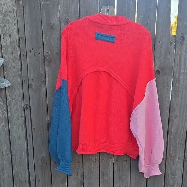 POL Red and Pink Colorblock Sweater - Image 7