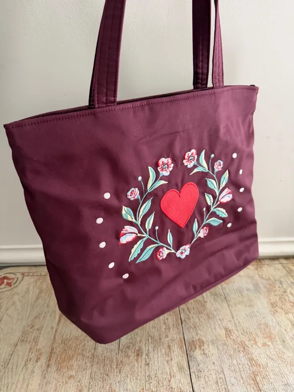 Vera Bradley Imperial Hearts Red Tote Embroidered Floral Vines Damask Cottage - Image 11