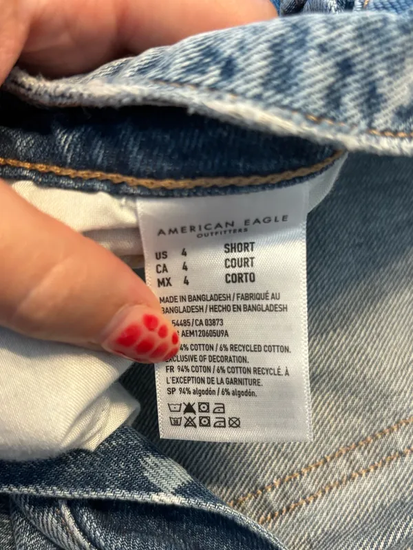 American Eagle Jeans - Image 4