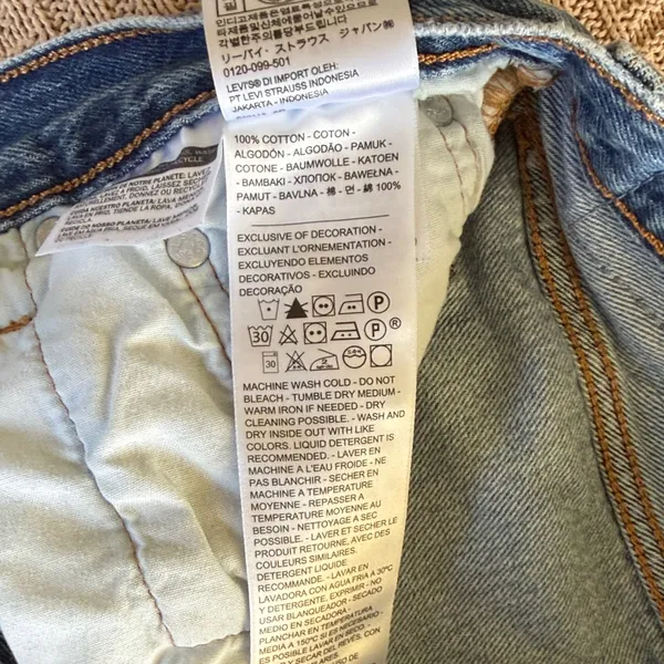 100% Cotton Levi's Blue Distressed Denim Cutoff Shorts - Image 5