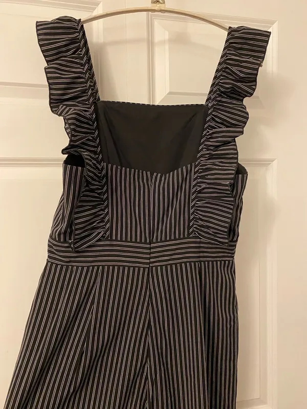 Large Boutique Vertical pinstripe jumpsuit, ruffled sleeves square neck line - Image 2