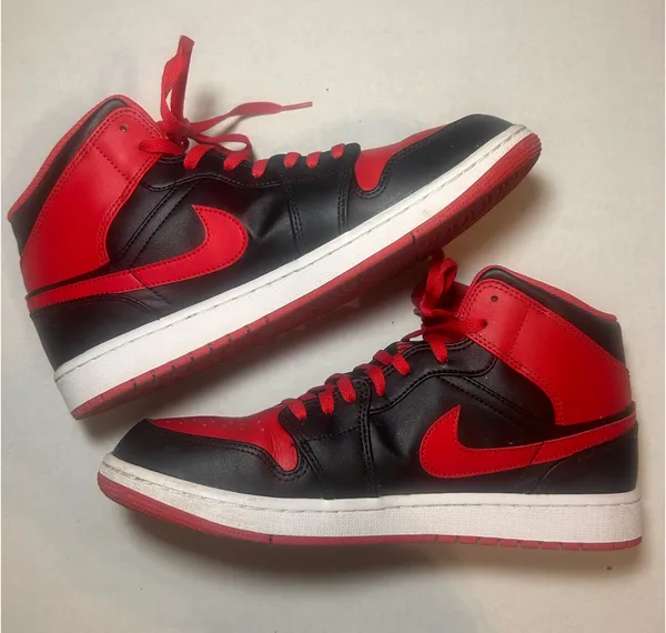 Men’s Nike Air Jordan 1 Mid Red and Black - Image 2