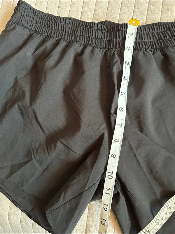 Reebok pull on black women’s workout running shorts M - Image 9
