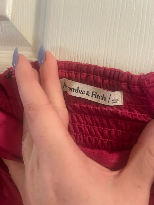 Abercrombie and Finch Strapless Dress - Image 7