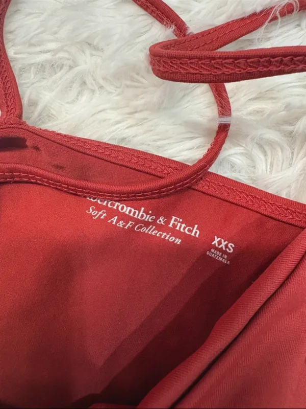 Abercrombie Twist Front Spaghetti Strap Crop Top - Rustic Red - Image 2
