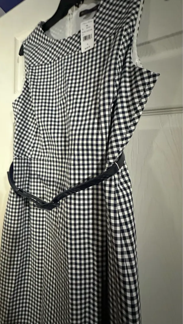 Brooks Brothers Gingham Dress with blazer are a size 12. - Image 4