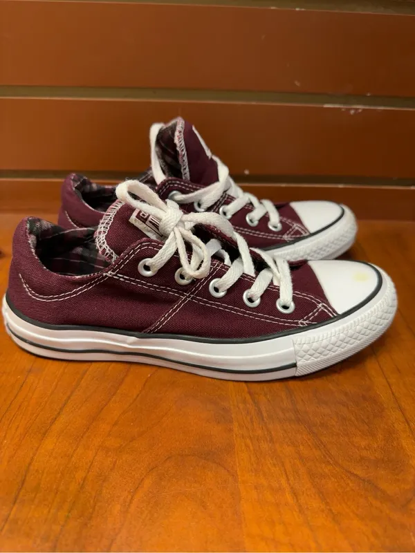 Converse All Star Burgundy Plaid Low Top Sneakers Women’s 6 - Image 3