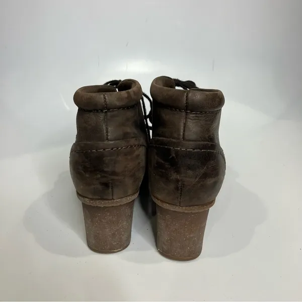 Clarks heeled booties brown leather lace up booties size 8.5‎ - Image 4
