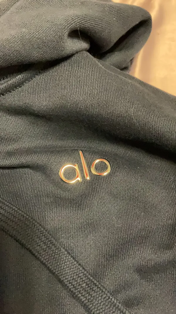 Alo Accolade Hoodie Navy Yoga Medium - Image 4