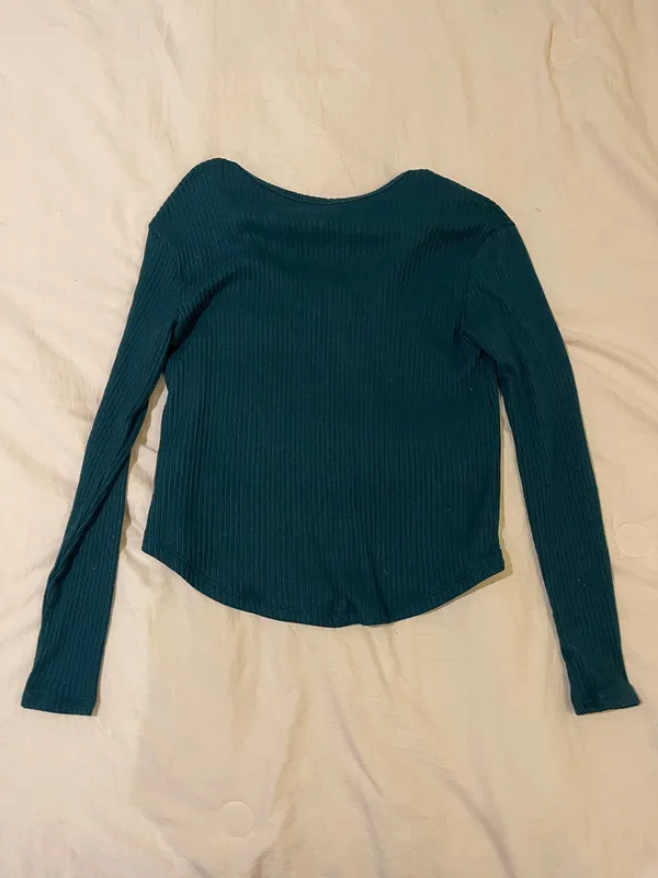 American Eagle Long Sleeve - Image 3