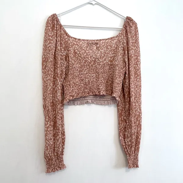 URBAN OUTFITTERS UO Old Soul Smocked Top Mauve Pink ish Leopard Cheetah Crop Top - Image 13