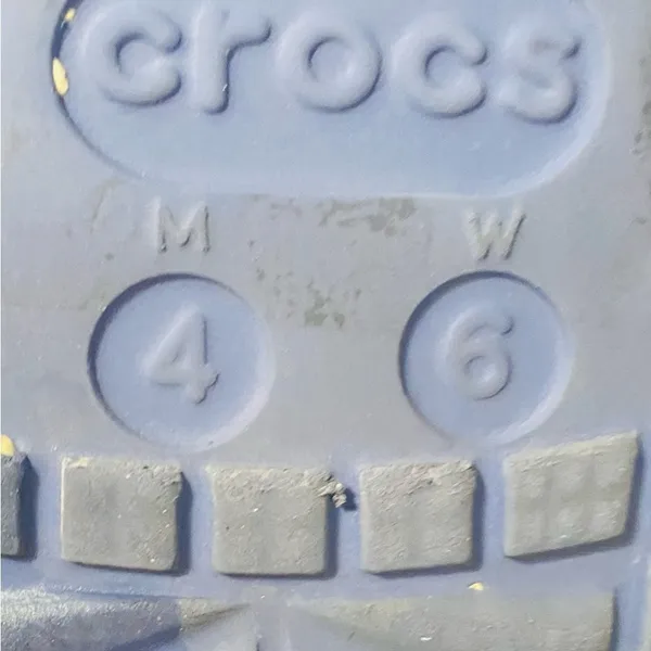 Crocs lite blue men's size 4 women size 6 - Image 4