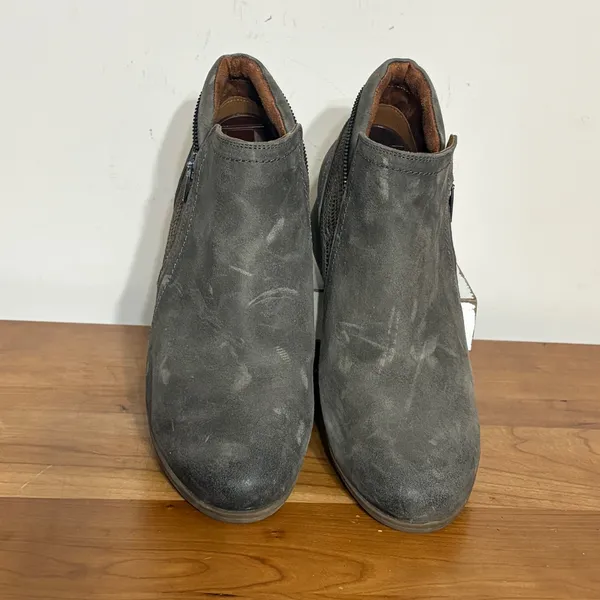 Cobb Hill CI6911 Womens Grey Suede Laser Cut Ankle Boots Size 8.5 W - Image 3