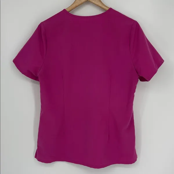 FIGS Catarina One Pocket Scrub Top in Pink Women’s Size Medium - Image 8