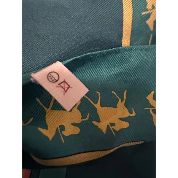 Vintage 100%‎ Silk Horse Racing Scarf Vega 1993 Japanese Filly Champion - Image 3