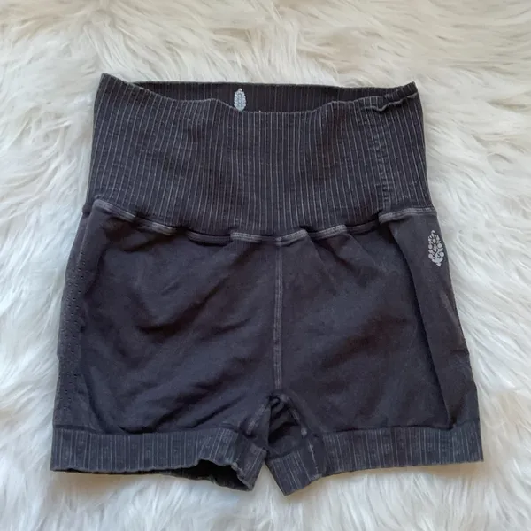 Free People NWOT Good Karma Running Shorts XS/S - Image 2
