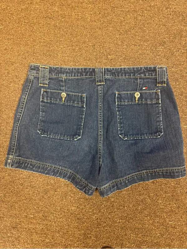 Vintage Tommy Hilfiger Denim Shorts Size 12 High Rise Classic Blue EUC - Image 6