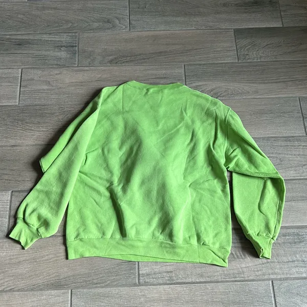 Six flags looney tunes Martian green pullover sweatshirt Size L - Image 6