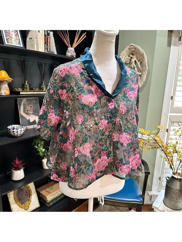 Victoria's Secret Gold Label Green Sheer Rose Top Size Small - Image 2